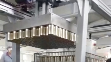 Cat Food Basket Unloading Automation